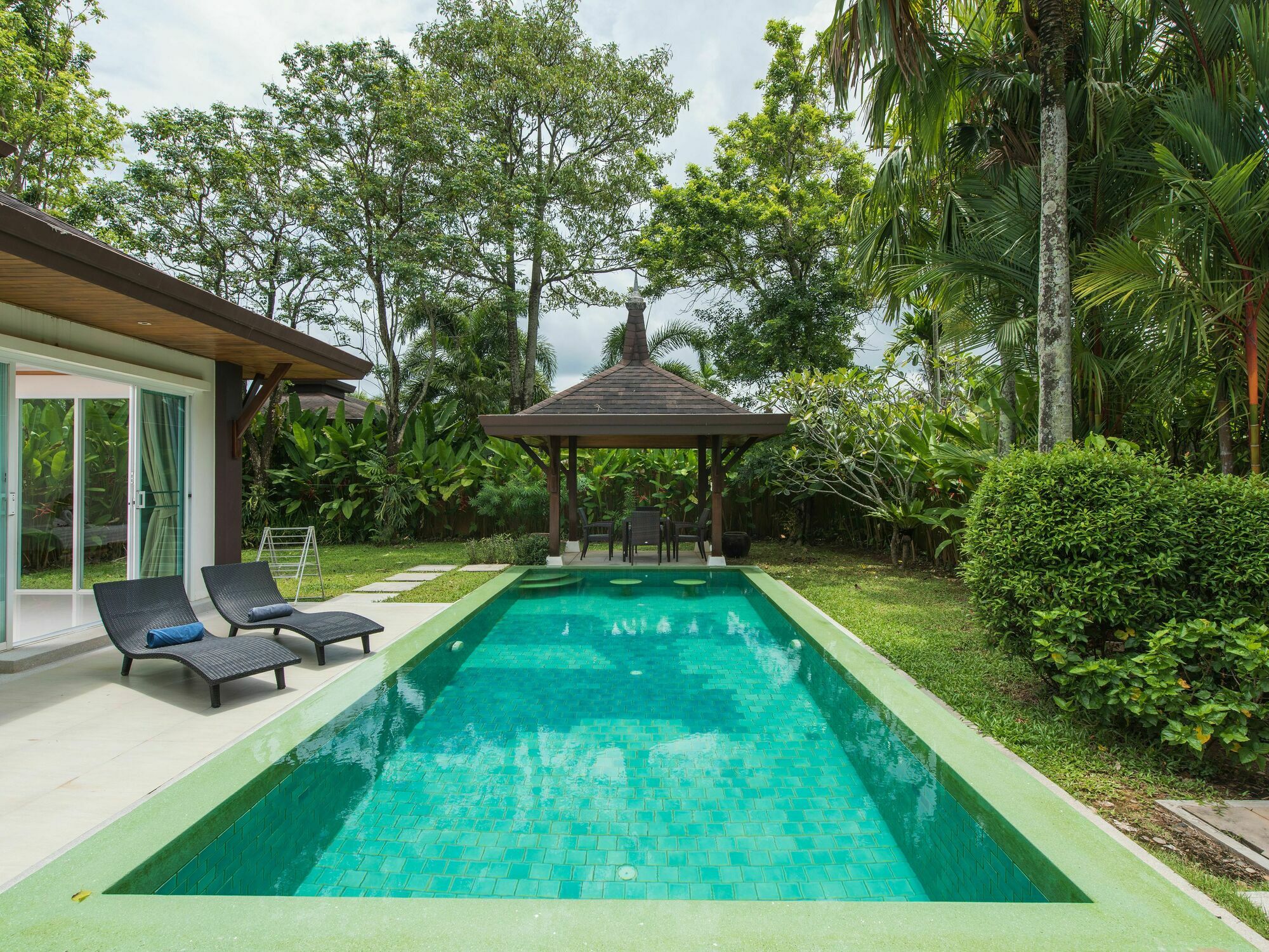 Kiara Villas Thalang Bagian luar foto